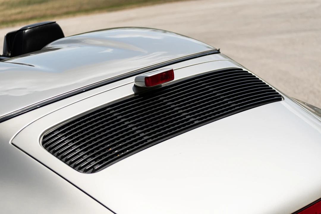 1989 Porsche 911 Carrera 3.2 - Image 27 of 31