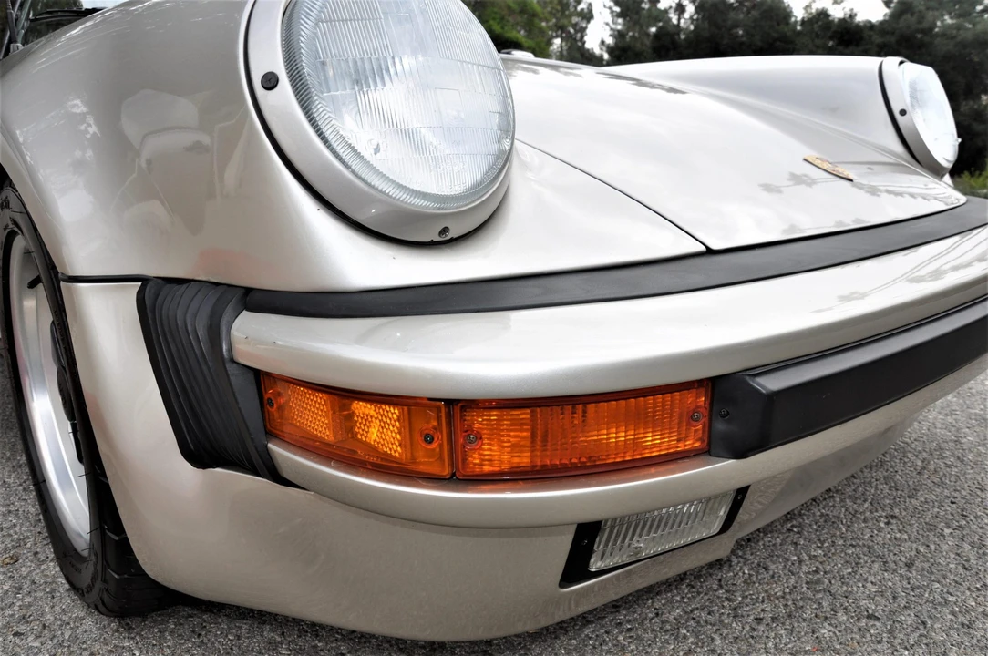 1989 Porsche 911 Carrera 3.2 - Image 19 of 31
