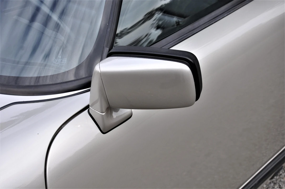 1989 Porsche 911 Carrera 3.2 - Image 26 of 31