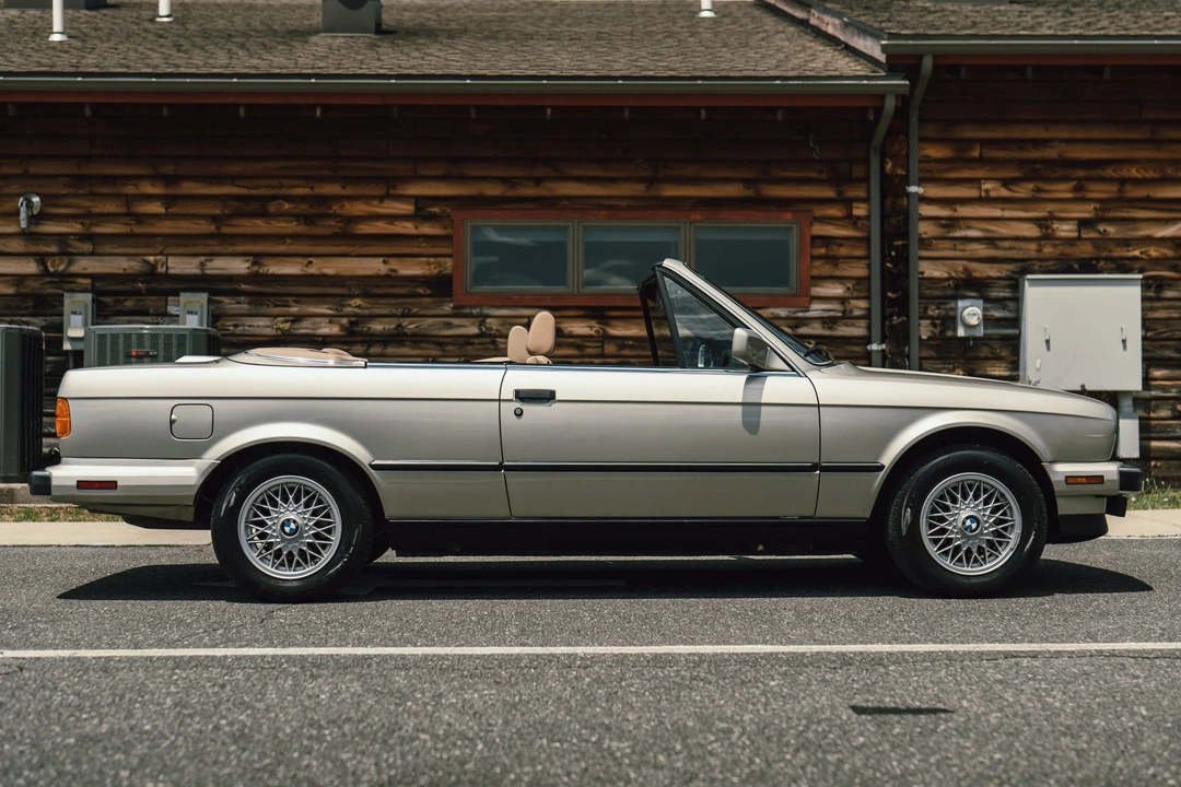 1990 BMW E30 3 Series - Image 24 of 31