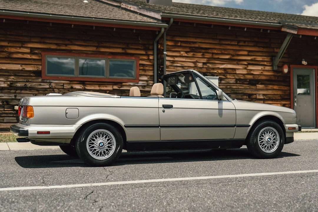 1990 BMW E30 3 Series - Image 26 of 31