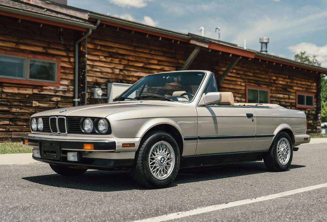 1990 BMW E30 3 Series - Image 2 of 31