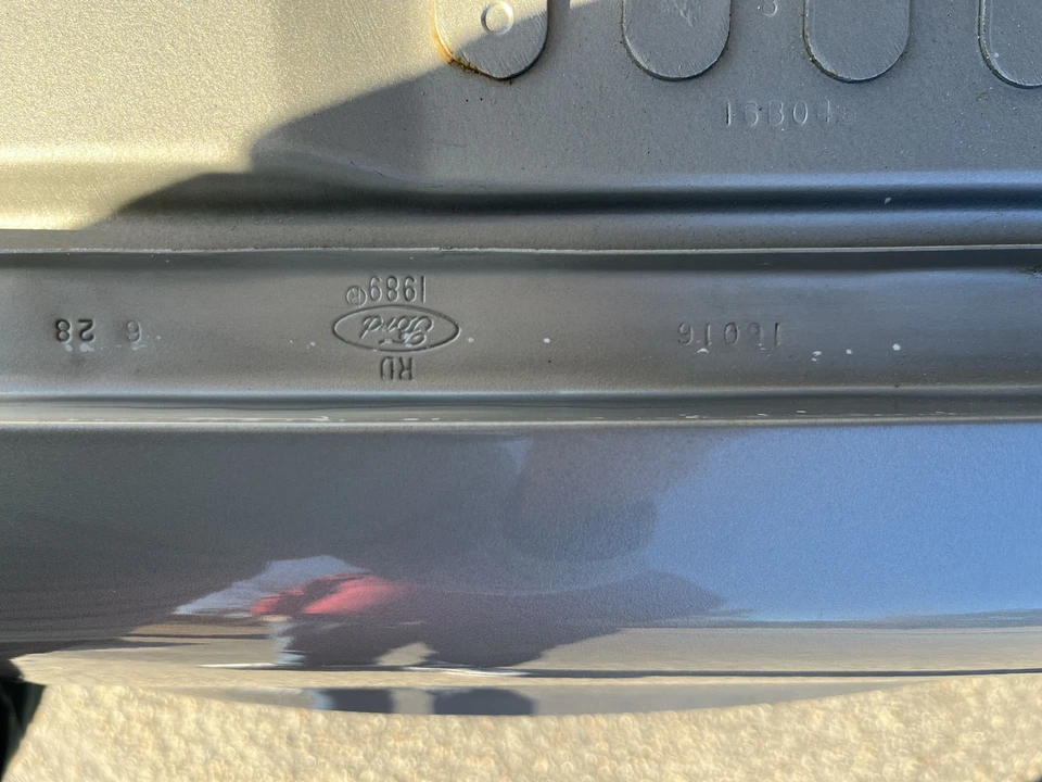 1990 Ford Thunderbird 10th Gen - Image 29 of 31