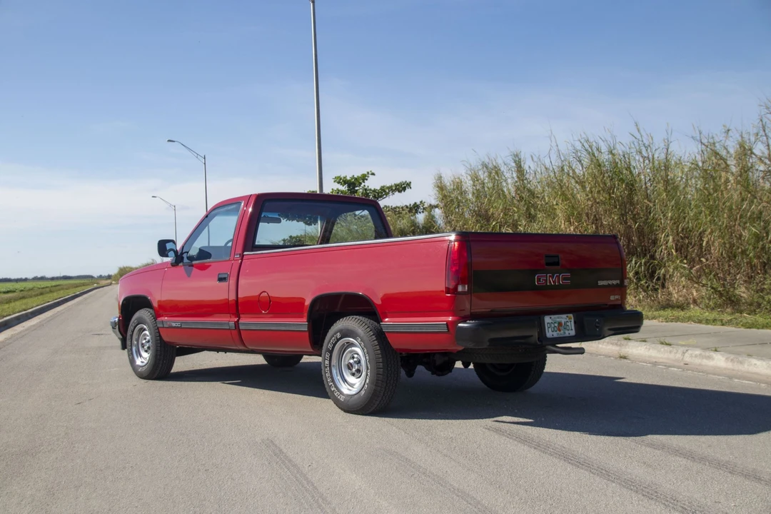 1990 GMC Sierra 1st Gen - Image 4 of 31
