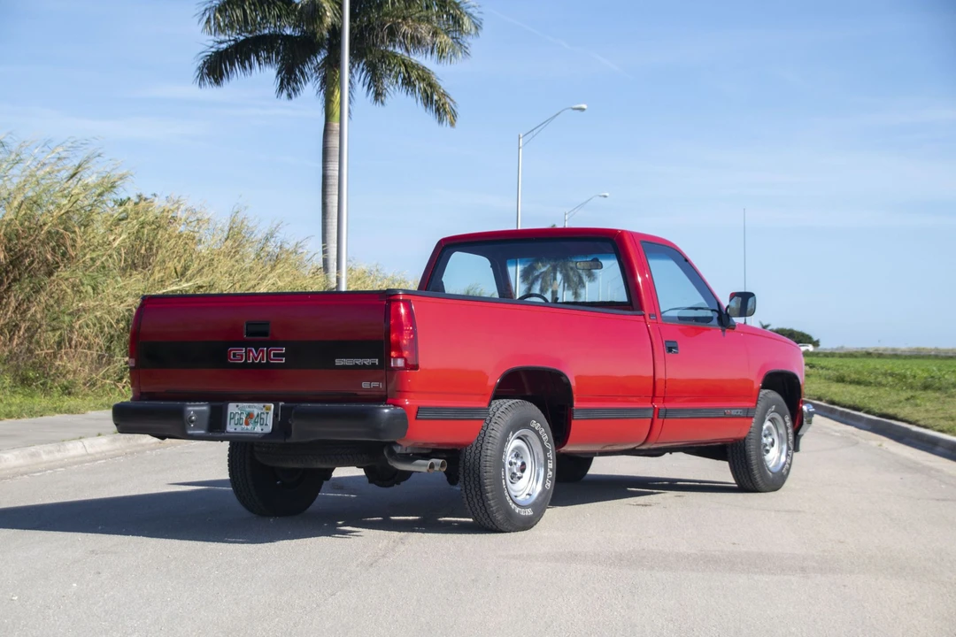 1990 GMC Sierra 1st Gen - Image 5 of 31