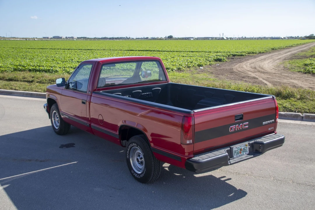 1990 GMC Sierra 1st Gen - Image 17 of 31