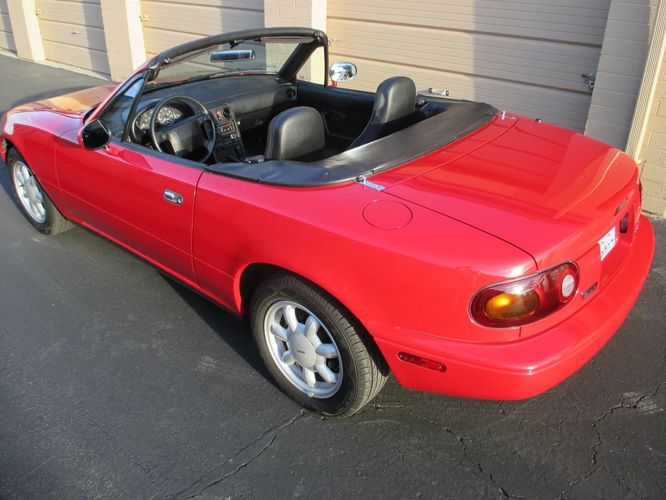 1990 Mazda NA MX-5 Miata - Image 6 of 31