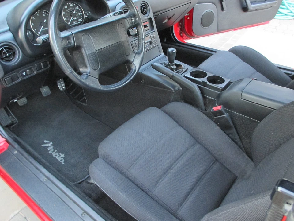 1990 Mazda NA MX-5 Miata - Image 20 of 31