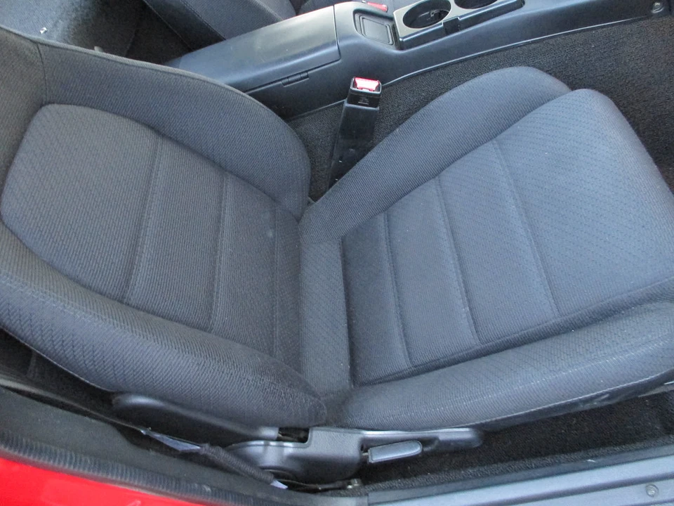 1990 Mazda NA MX-5 Miata - Image 23 of 31