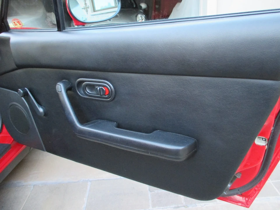 1990 Mazda NA MX-5 Miata - Image 25 of 31