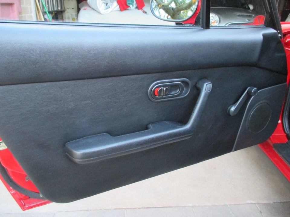 1990 Mazda NA MX-5 Miata - Image 26 of 31
