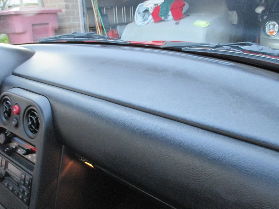 1990 Mazda NA MX-5 Miata - Image 27 of 31