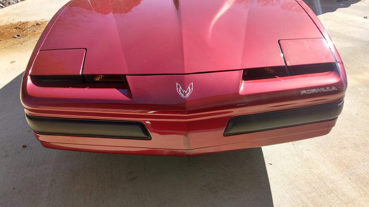 1990 Pontiac Firebird 3rd Gen - Image 22 of 31