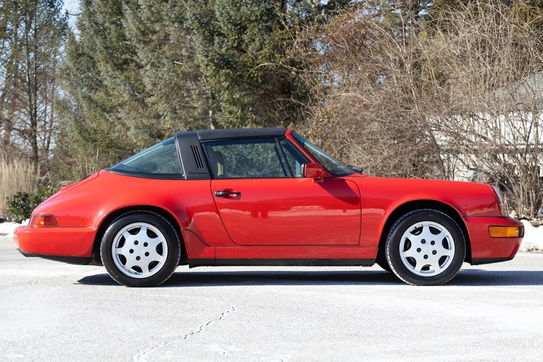 1990 Porsche 964 Carrera 4 - Image 16 of 31