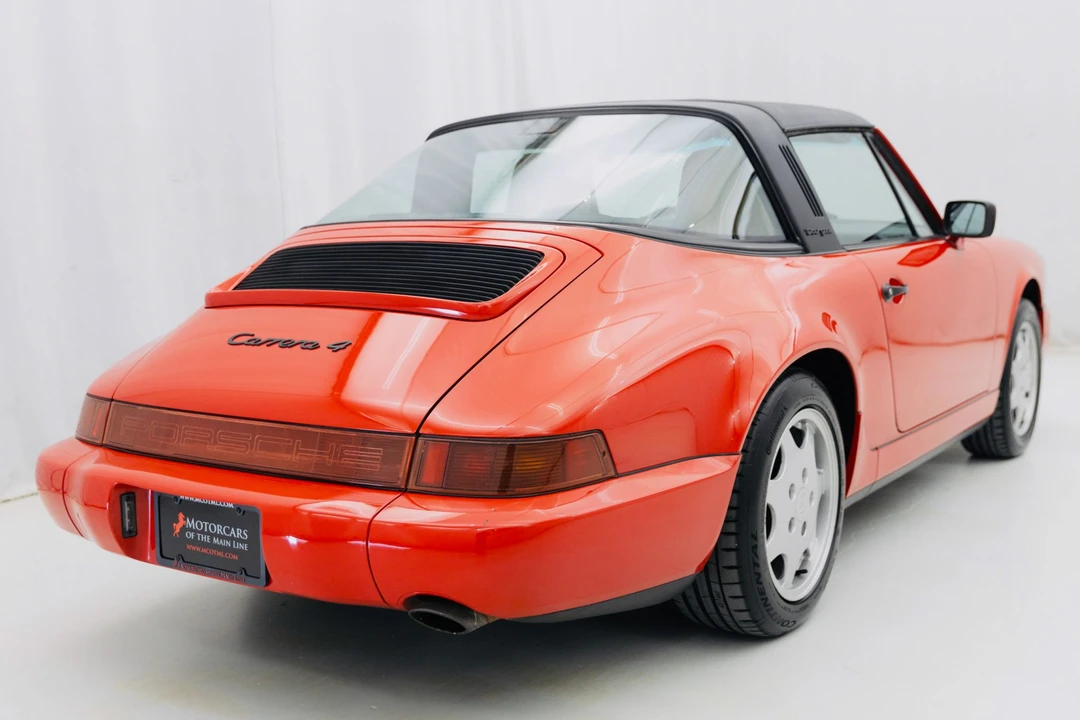 1990 Porsche 964 Carrera 4 - Image 26 of 31