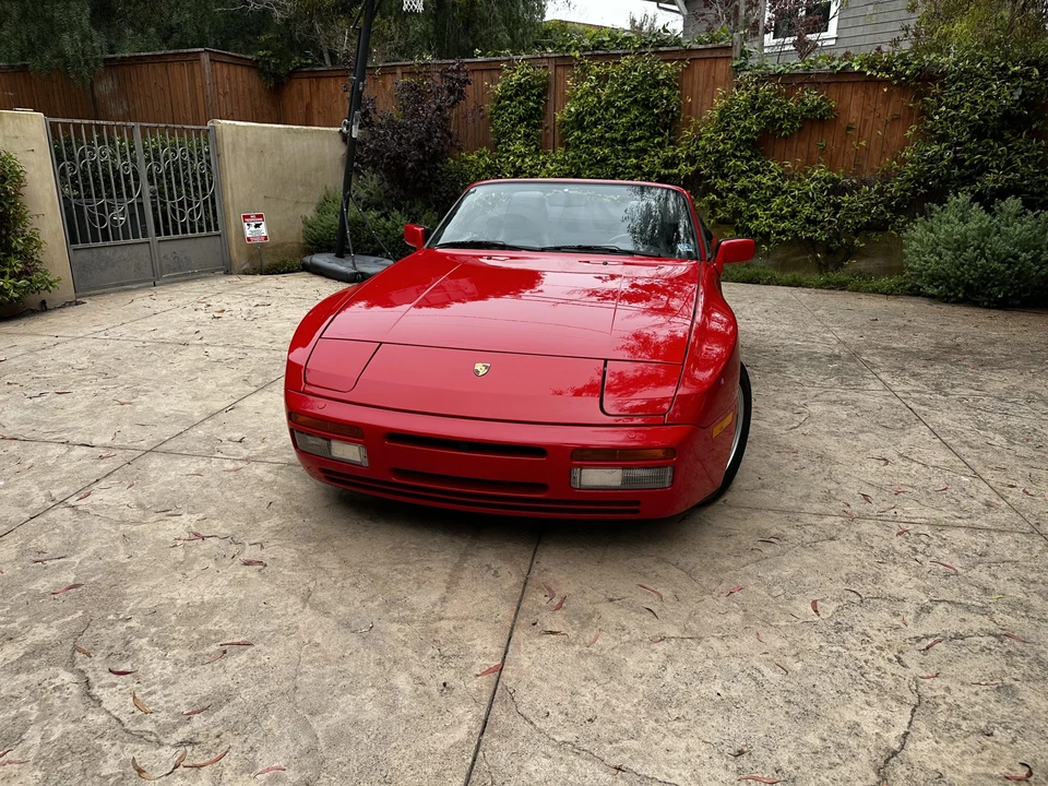 1990 Porsche 944 S2 - Image 2 of 31