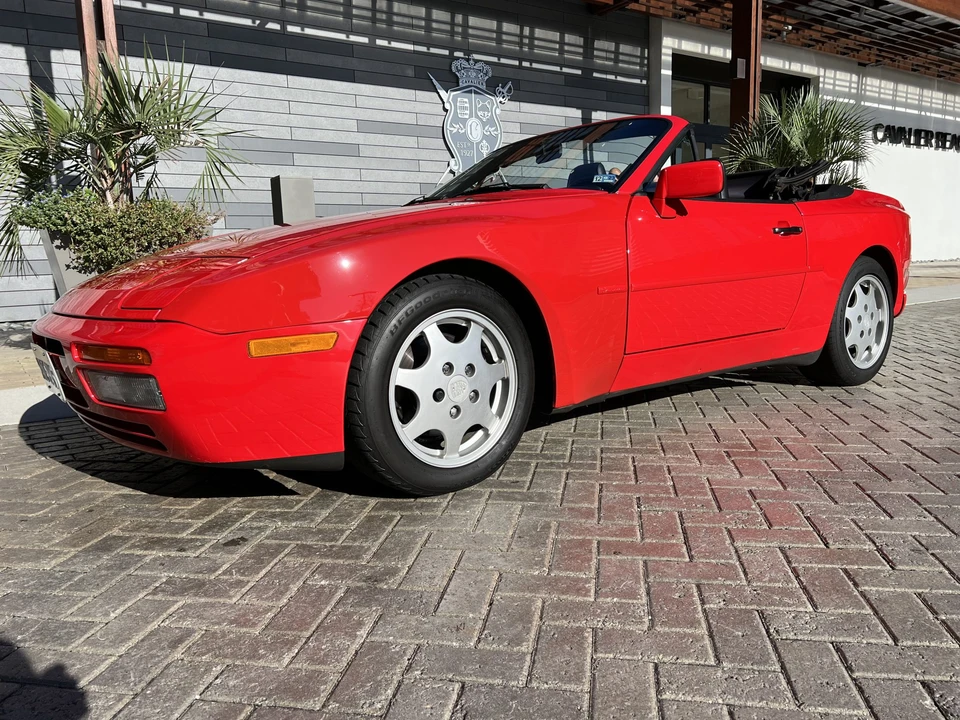 1990 Porsche 944 S2 - Image 9 of 31