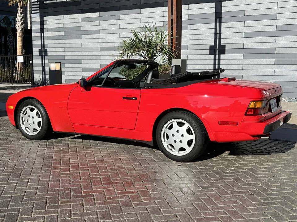 1990 Porsche 944 S2 - Image 17 of 31