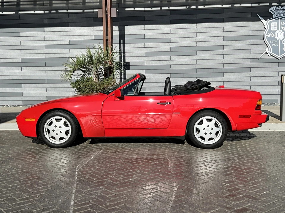 1990 Porsche 944 S2 - Image 15 of 31