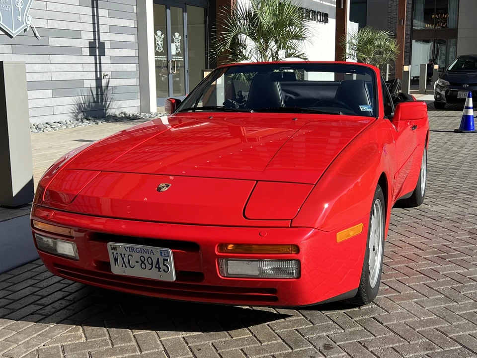 1990 Porsche 944 S2 - Image 2 of 31