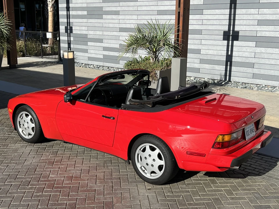 1990 Porsche 944 S2 - Image 18 of 31