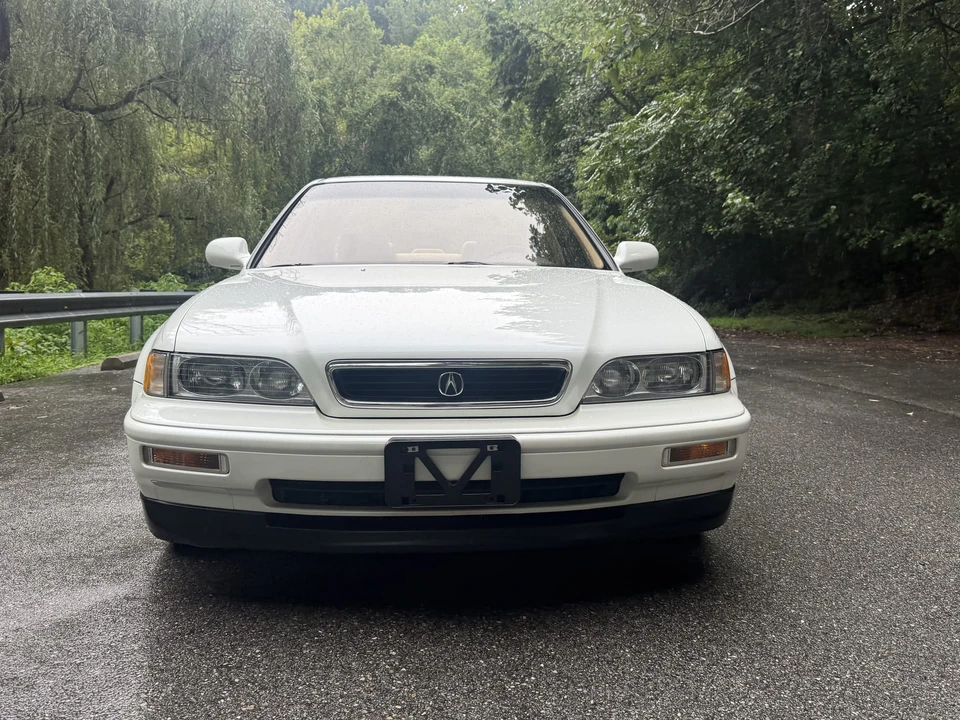 1991 Acura Legend 2nd Gen - Image 13 of 31
