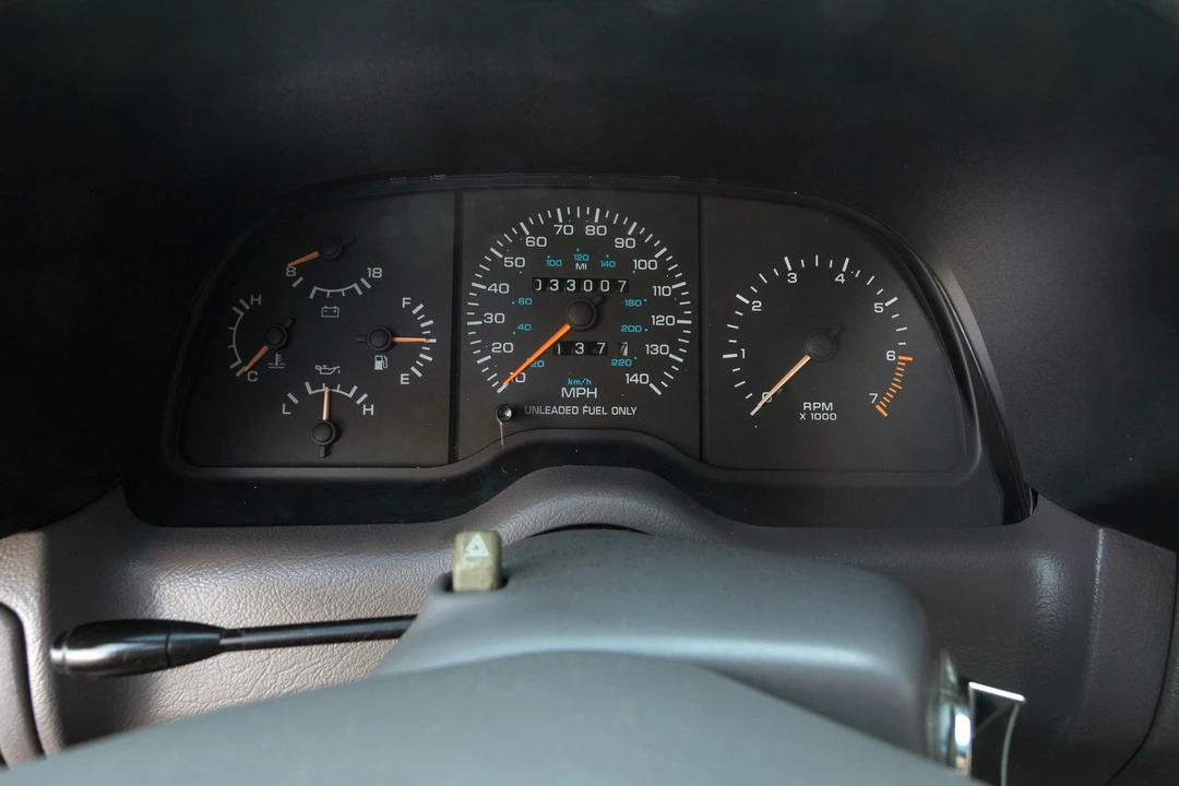 1991 Dodge Daytona - Image 29 of 31