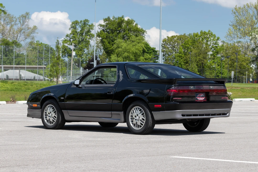 1991 Dodge Daytona - Image 4 of 31