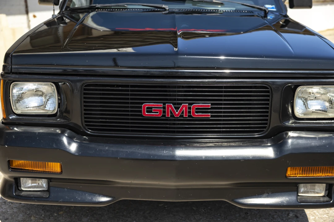 1991 GMC Syclone - Image 13 of 31