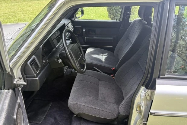 1991 Volvo 244 - Image 4 of 7