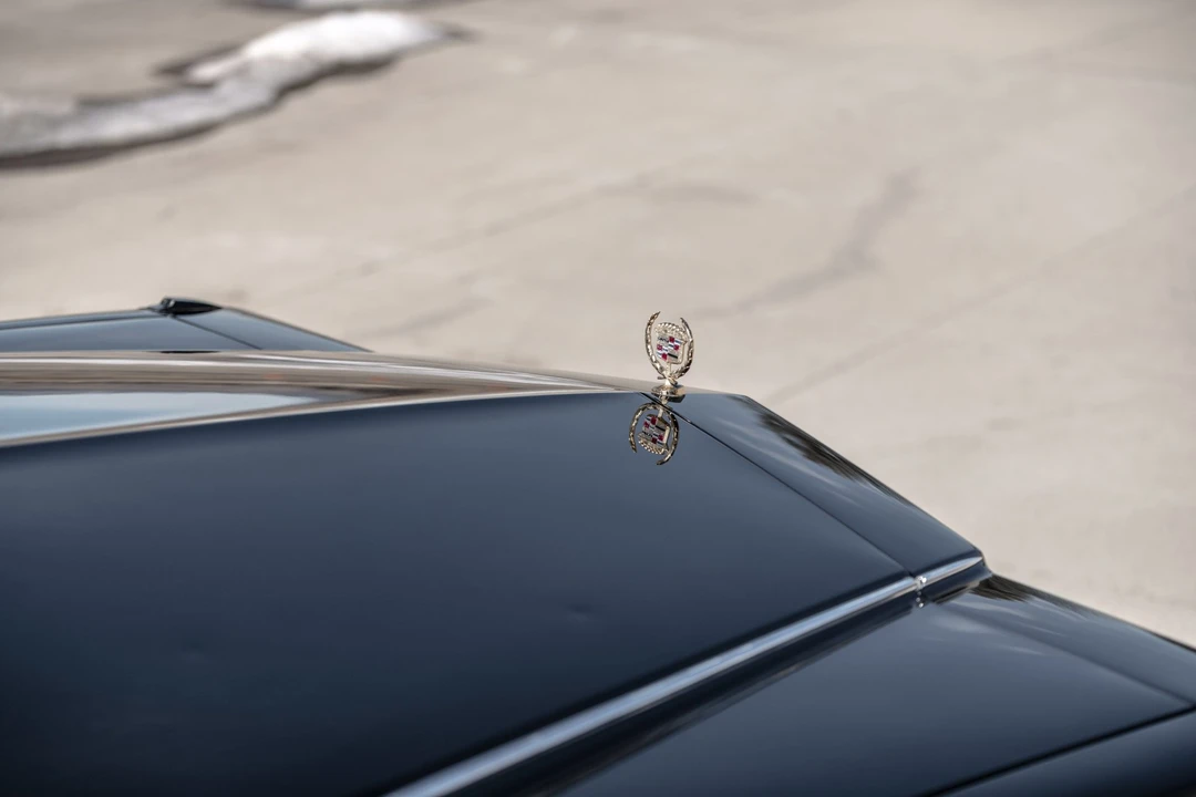 1992 Cadillac Brougham - Image 19 of 31
