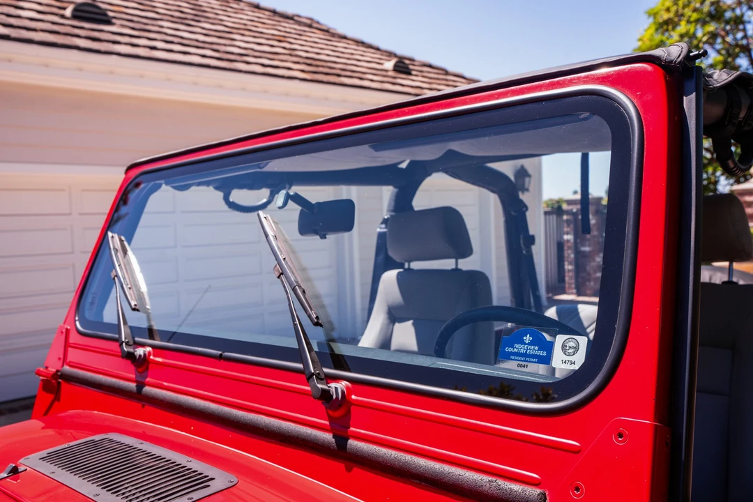 1992 Jeep YJ Wrangler - Image 16 of 31