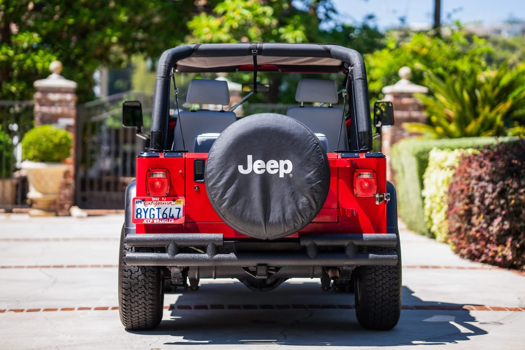 1992 Jeep YJ Wrangler - Image 7 of 31