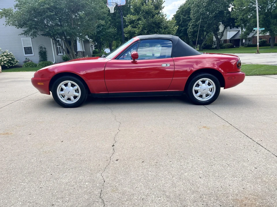 1992 Mazda NA MX-5 Miata - Image 4 of 31