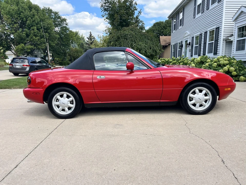 1992 Mazda NA MX-5 Miata - Image 16 of 31