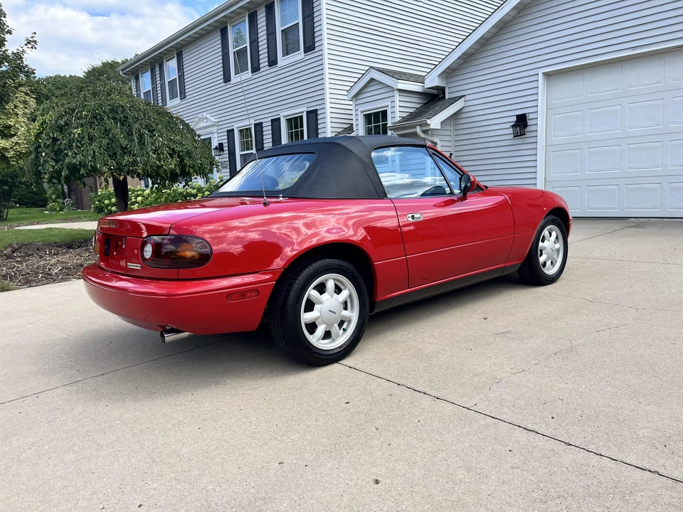1992 Mazda NA MX-5 Miata - Image 15 of 31