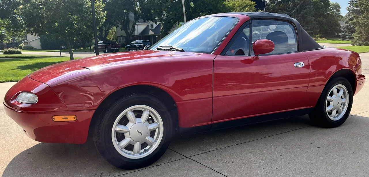 1992 Mazda NA MX-5 Miata - Image 26 of 31
