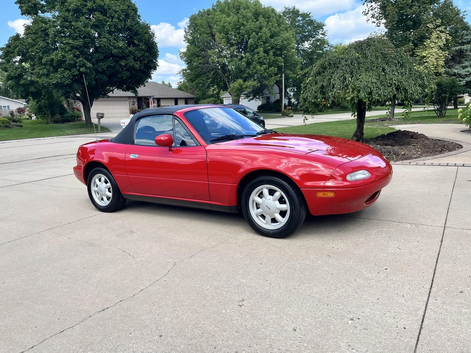 1992 Mazda NA MX-5 Miata - Image 18 of 31