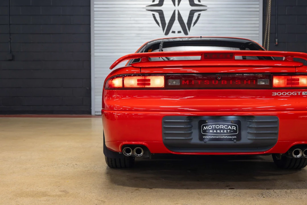 1992 Mitsubishi 3000GT Series 1 - Image 15 of 31
