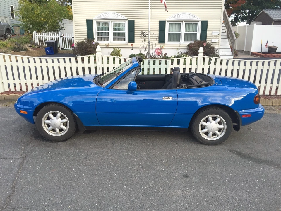 1993 Mazda NA MX-5 Miata - Image 2 of 31