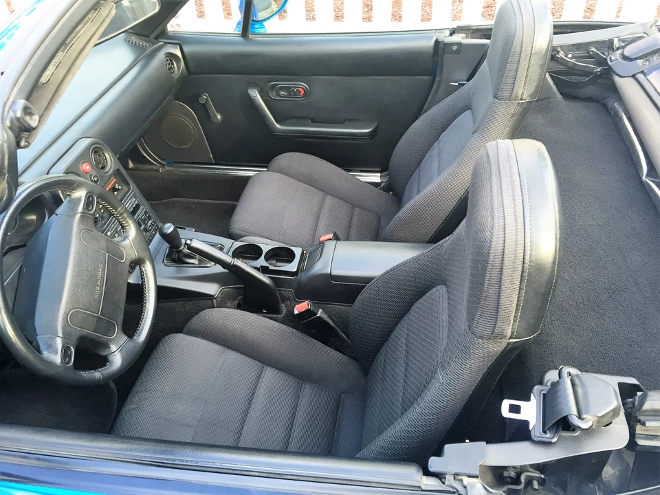 1993 Mazda NA MX-5 Miata - Image 15 of 31