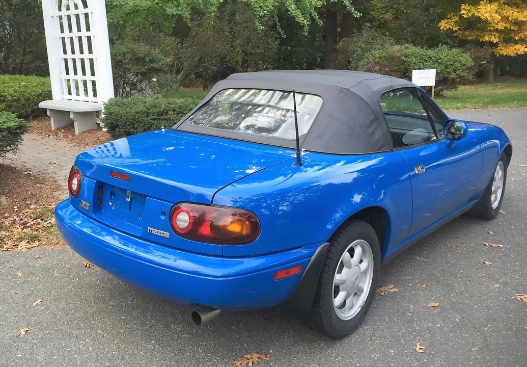 1993 Mazda NA MX-5 Miata - Image 6 of 31