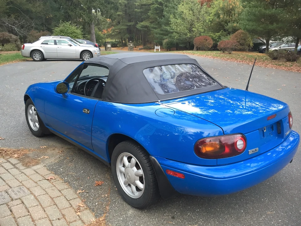 1993 Mazda NA MX-5 Miata - Image 8 of 31