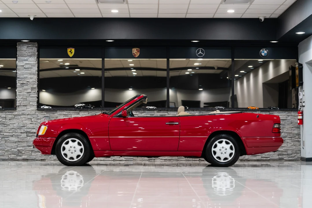 1994 Mercedes-Benz W124 E-Class - Image 7 of 31