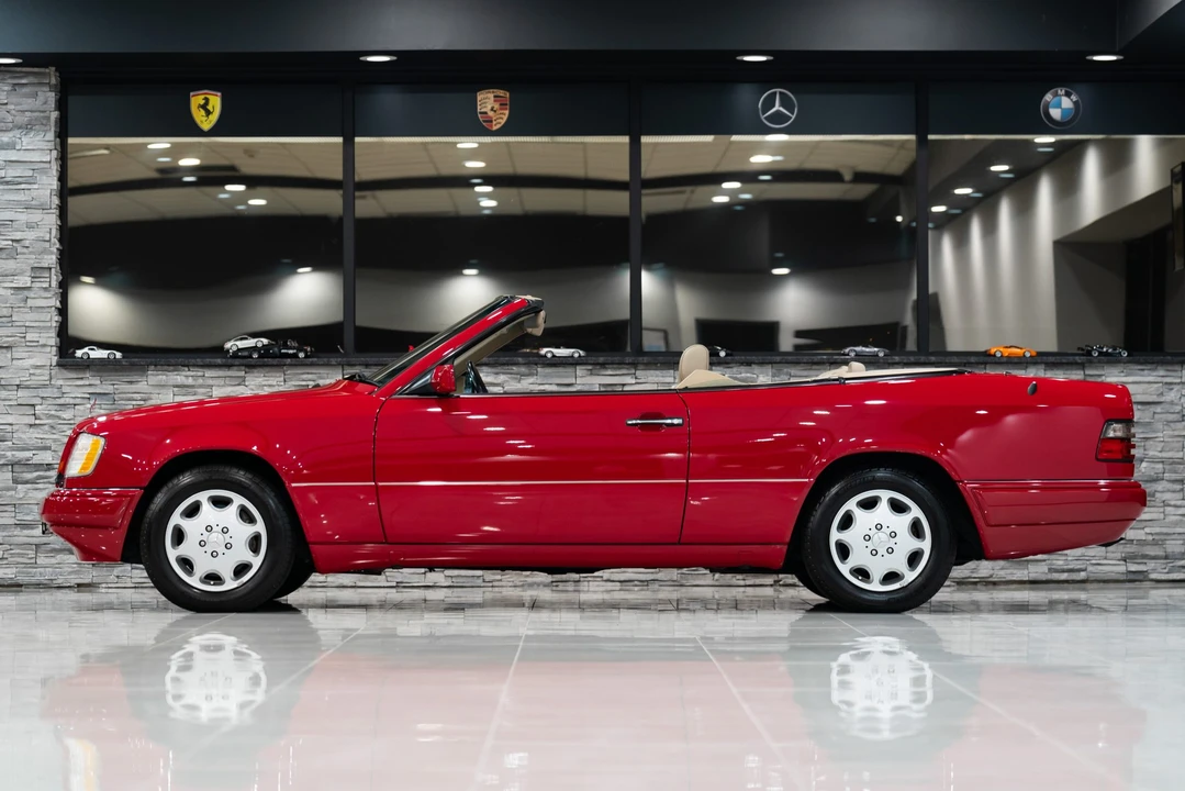 1994 Mercedes-Benz W124 E-Class - Image 8 of 31