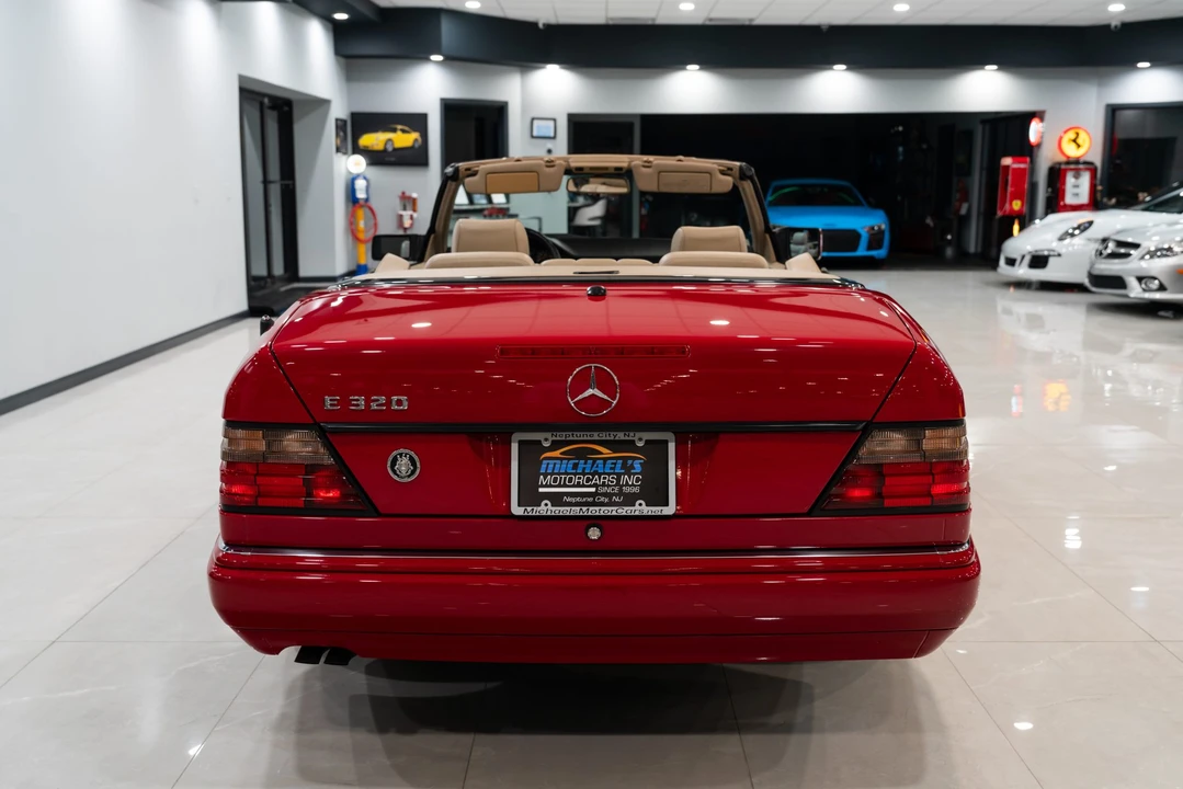 1994 Mercedes-Benz W124 E-Class - Image 18 of 31