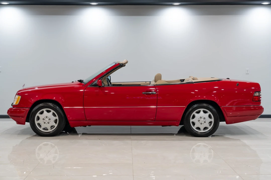 1994 Mercedes-Benz W124 E-Class - Image 9 of 31