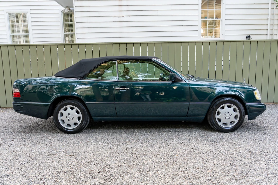 1994 Mercedes-Benz W124 E-Class - Image 12 of 31
