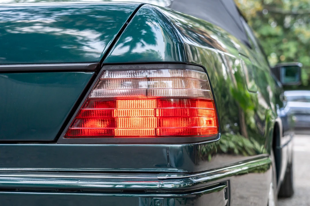 1994 Mercedes-Benz W124 E-Class - Image 24 of 31