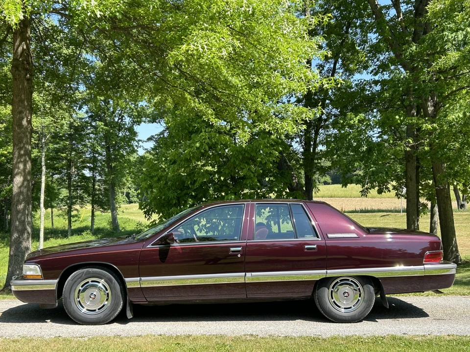 1995 Buick Roadmaster - Image 17 of 31